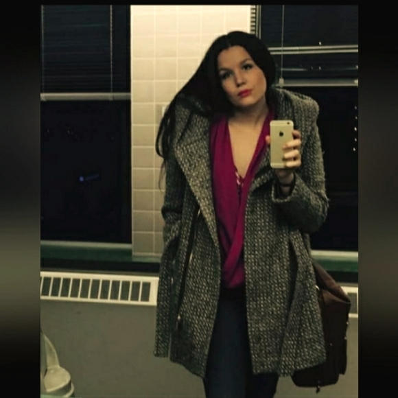 Meet your Posher, Rosie - Picture 2 of 3